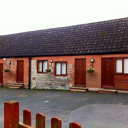 Kineton  The Swan B&B 외부 사진